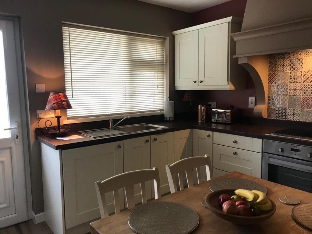 Kilkeel Bungalow - The Perfect Place To Stay Extérieur photo